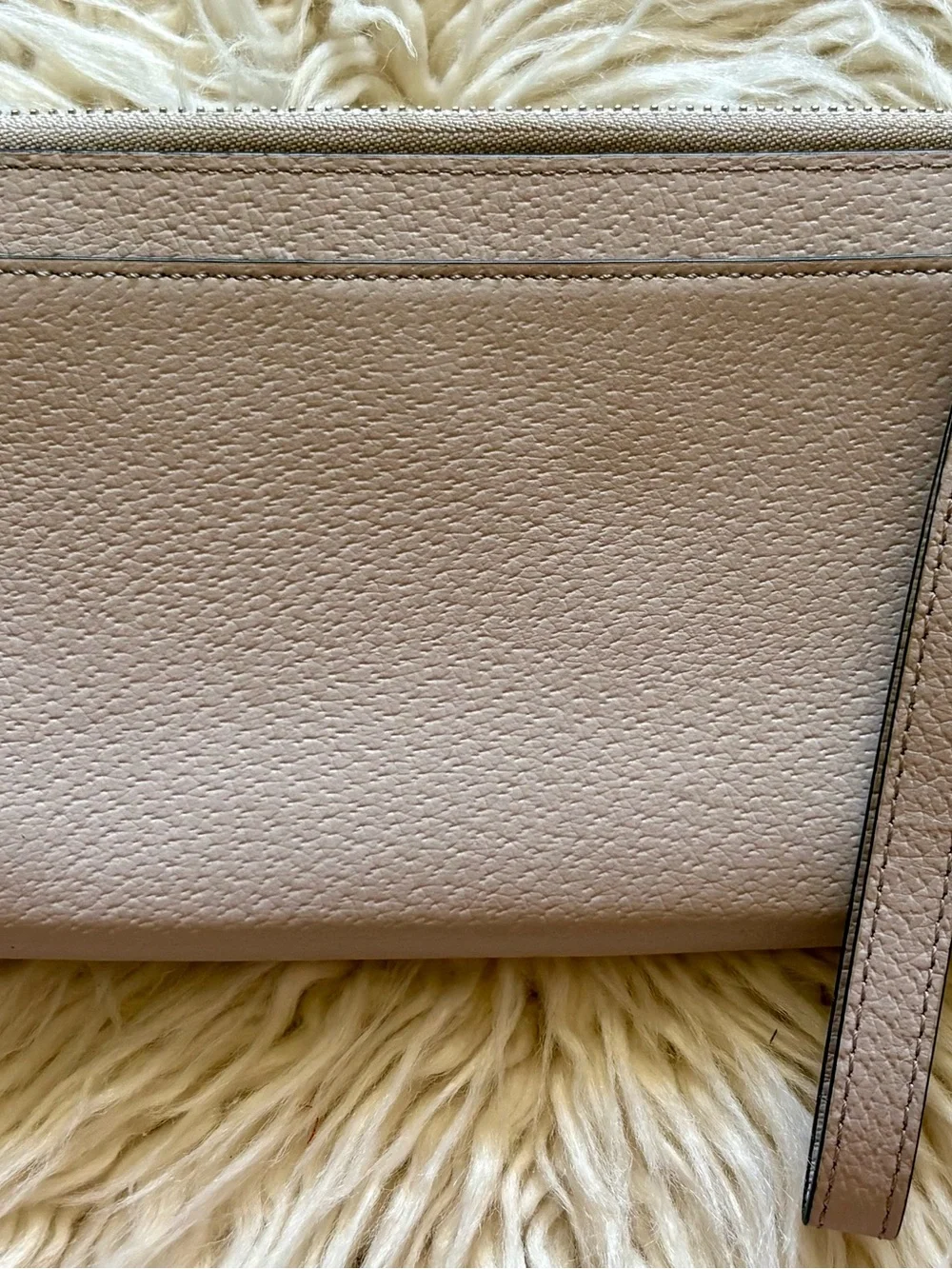 Kate Spade Layton Wellesley Grand Street Zip Wristlet Wallet Mousse Frosting EUC